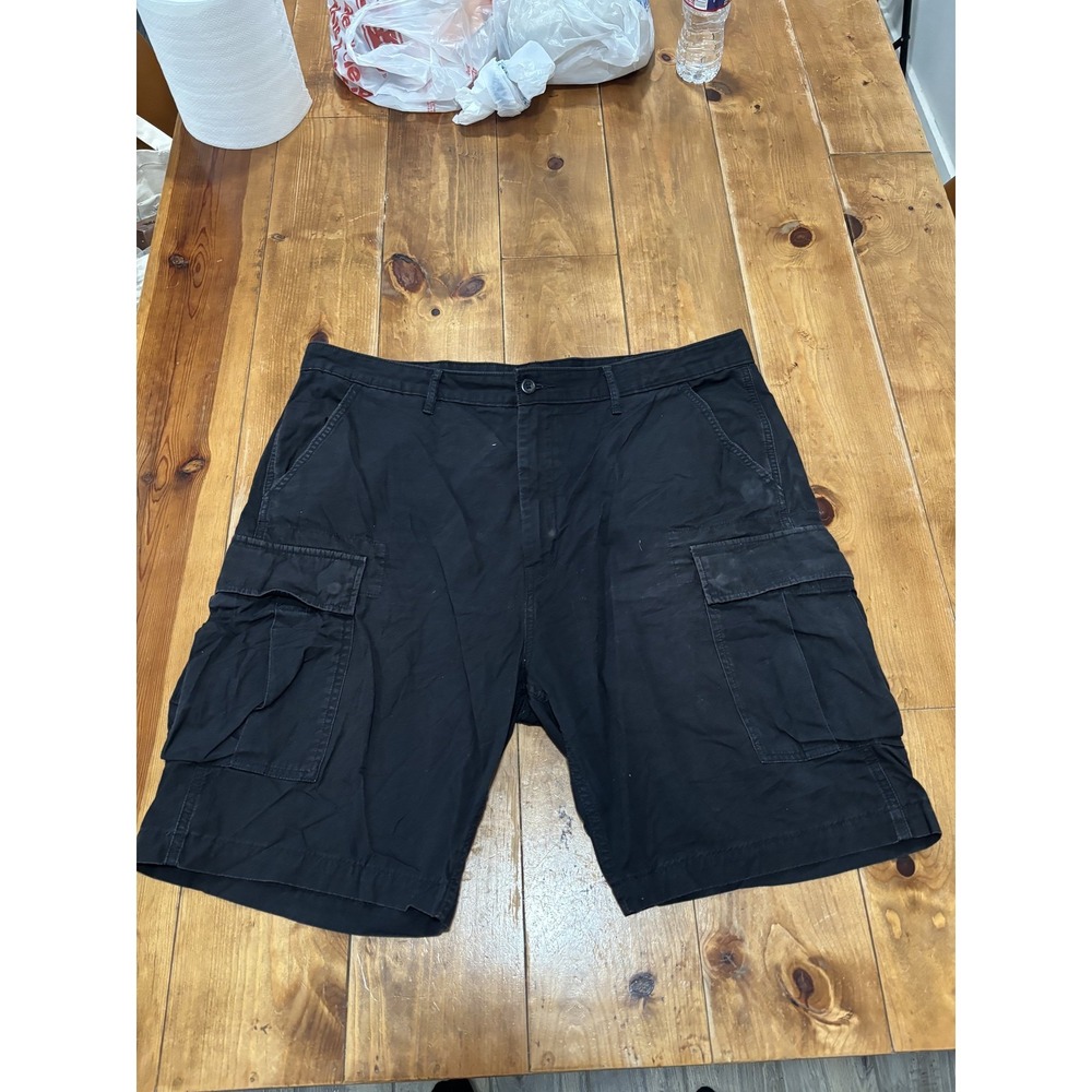 Levi's Men's Black Cargo‎ Shorts Size 40 Regular Fit Button Zip Fly Pockets